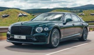 Bentley Flying Spur Hybrid - front